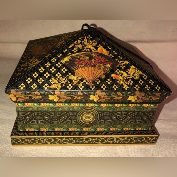 Punch Studios Art Deco Paper Domed Vanity Box w/ Top Tassel - Picture 6 of 16